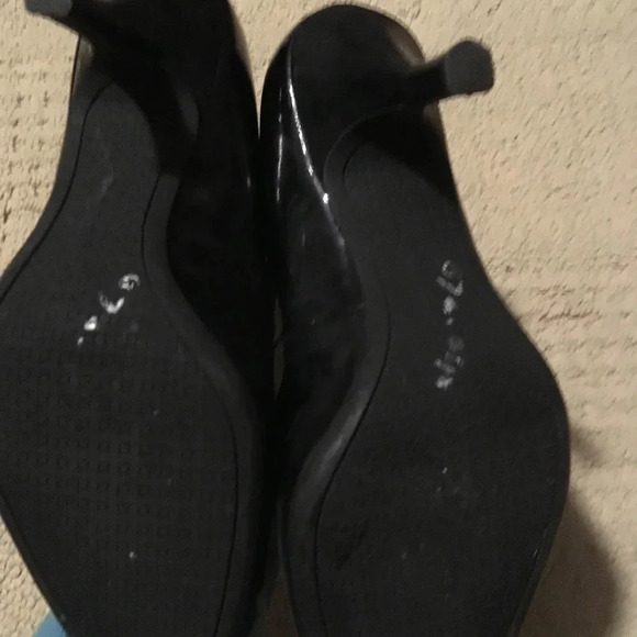 Peep  toe high heels - Picture 2 of 4